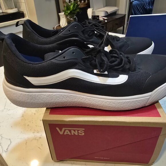 Vans Ultrarange EXO Low Cut VN0A4U1KBLK Black Men's Size 12 Skateboarding NEW - Picture 5 of 13
